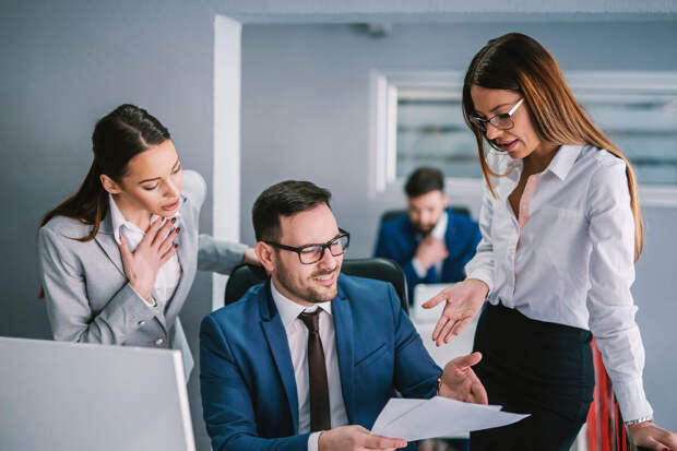 "Стахановец": мужчины чаще работают по ночам, а женщины жестче держат границы работы