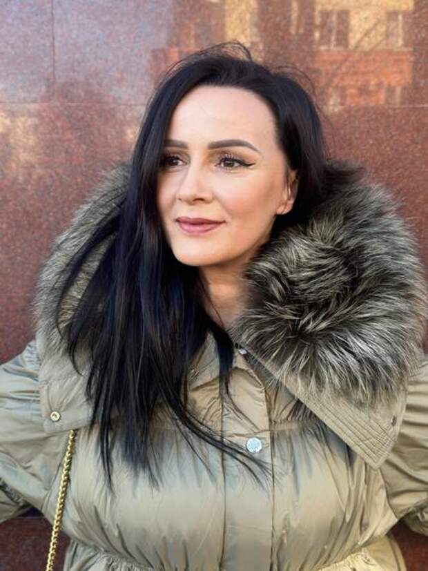 Наслаждение любовью длится мгновение. Боль от любви длится всю жизнь…