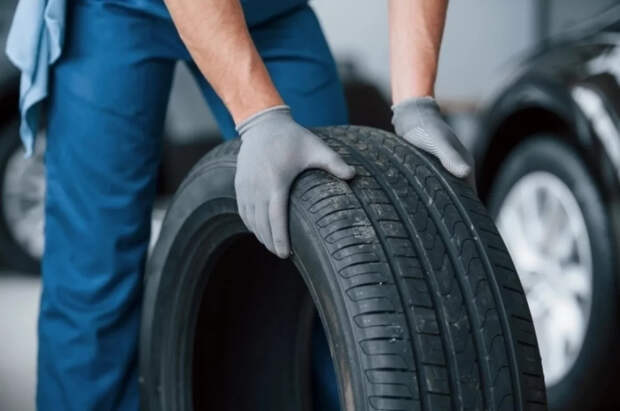 Автоэксперт Распопова объяснила, когда менять зимнюю резину