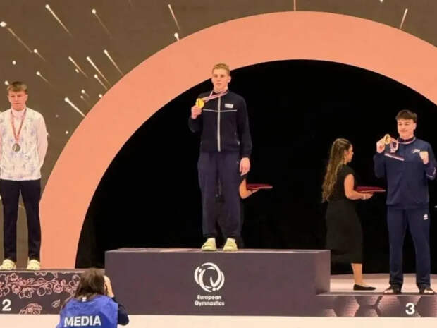 Новосибирский спортсмен завоевал золото на первенстве Европы по прыжкам на батуте
