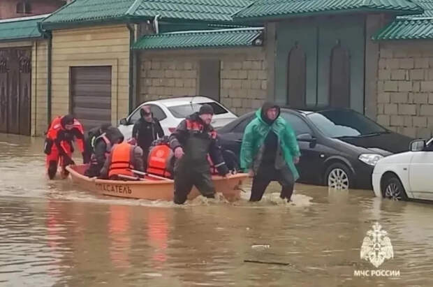 В Дагестане юноше подарили квартиру за спасение 23 человек при наводнении
