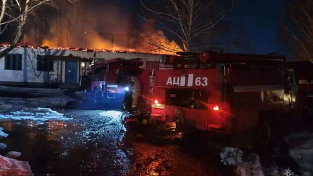 Два крупных печных пожара произошло ночью в Алтайском крае