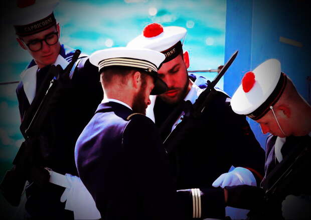 Французские военные моряки