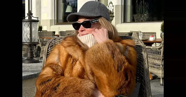 Шуба, блёстки и лыжи: Светлана Ходченкова празднует день рождения в Альпах