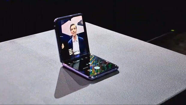 Представлен смартфон Samsung Galaxy Z Flip, названа цена в России