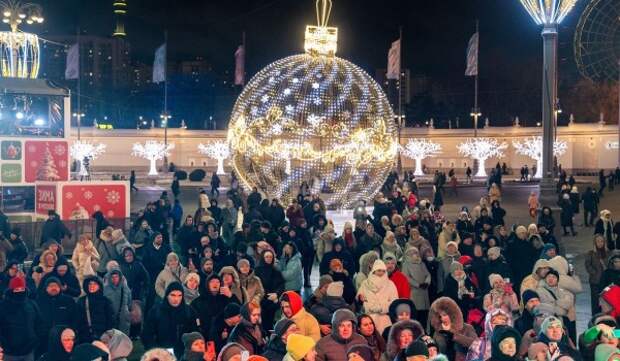 Гостей ВДНХ ждет праздничная программа «Портал в мир подарков» в новогоднюю ночь
