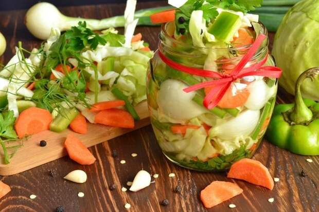 Топ-5 нереально вкусных салатов из сезонных овощей