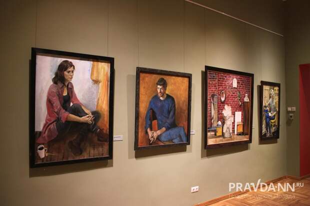 Опубликованы фото с выставки Евгения Хлюнева «В погоне за ветром»