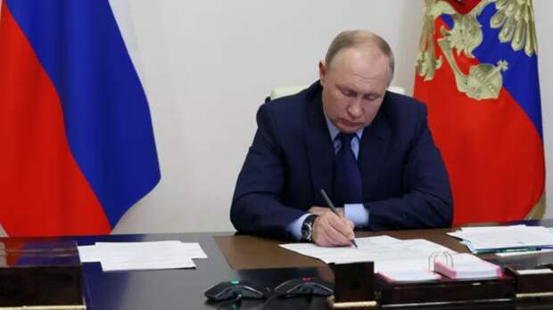 Путин утвердил направления научно-технологического развития