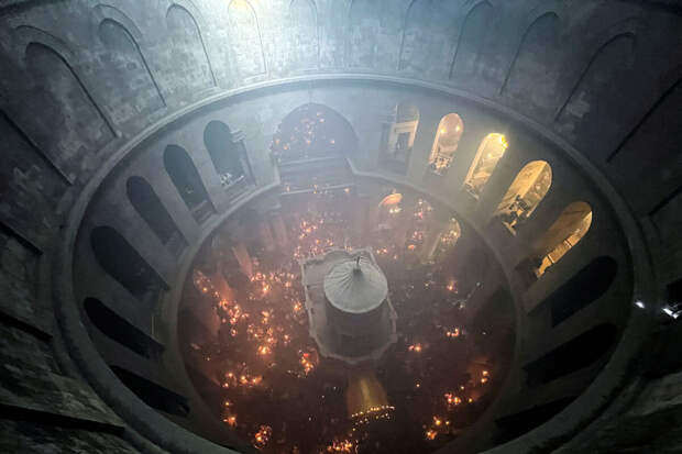 В Израиле впервые остановили службы в Храме Гроба Господня из-за войны с Ираном