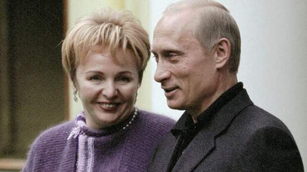 «Рыдала весь день». Секретная жизнь Людмилы Путиной: как первая леди уходила из Кремля и чем она занимается сегодня