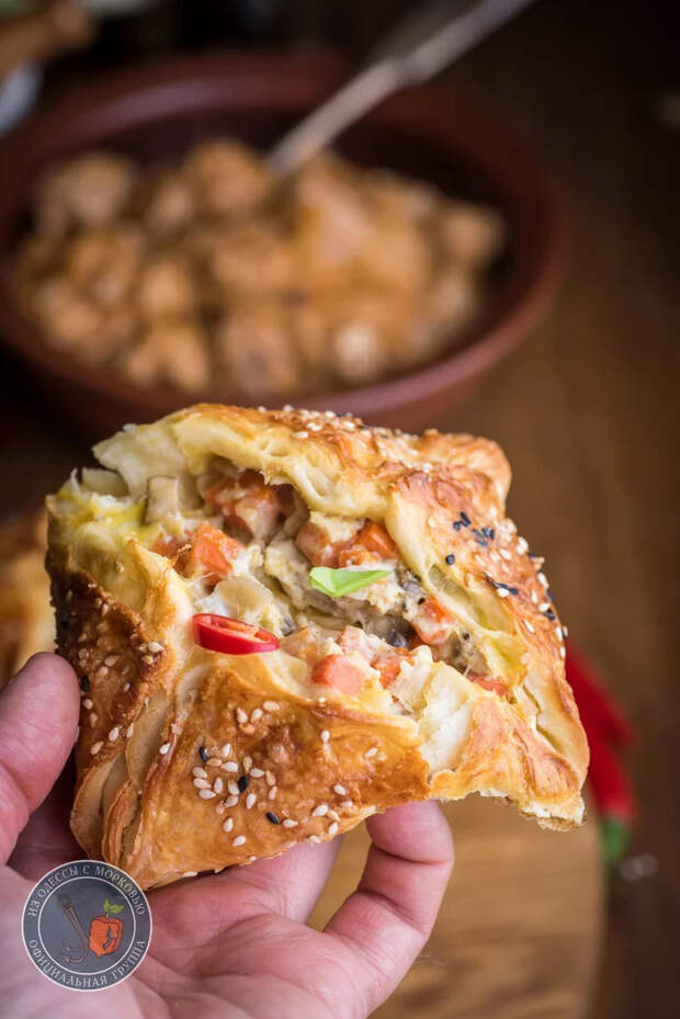 Конверты с курицей и овощами в слоеном тесте Из Одессы с морковью, Кулинария, Еда, Рецепт, Фотография, Длиннопост