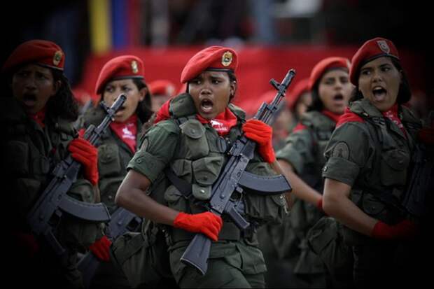 Армия Венесуэлы на параде