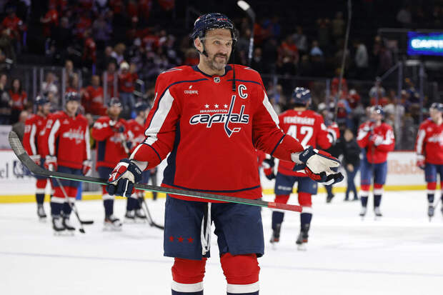 Васильев: Овечкин показал пример, как надо себя вести, не приняв участие в акции