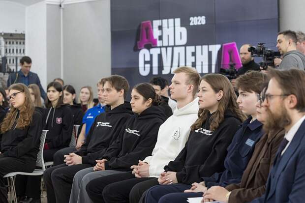 Губернатор Тульской области пообщался со студентами накануне Дня студенчества