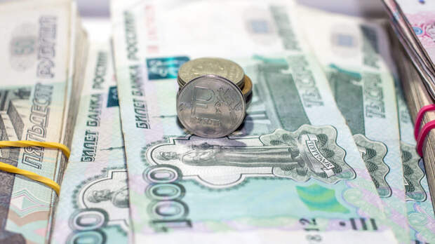 Жители России хотят получать еще одну пенсию в 30 тысяч рублей