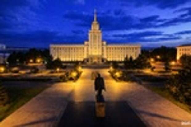 Дом советов под шпилем / Фото: 2Gis