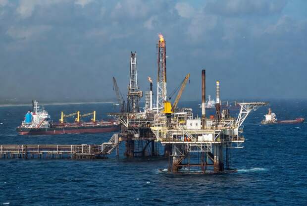 BP и Eni объявили об открытии месторождения нефти на шельфе Анголы