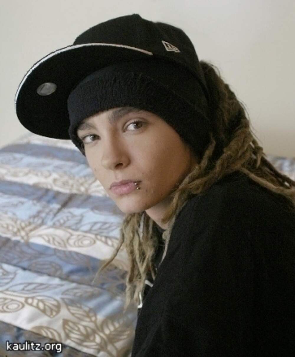 Том каулитц в 2010 году. Tom Kaulitz. Том Каулитц в молодости. Tom Kaulitz 2007. Tom Kaulitz 2010.