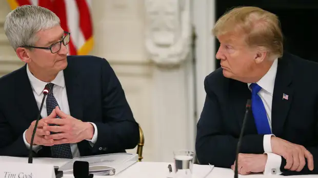 Трамп объяснил, почему назвал главу Apple Тимом Эпплом