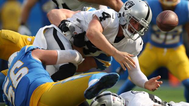 Derek Carr Attempts To Do Damage Control With Candid Message After Horrendous Debut