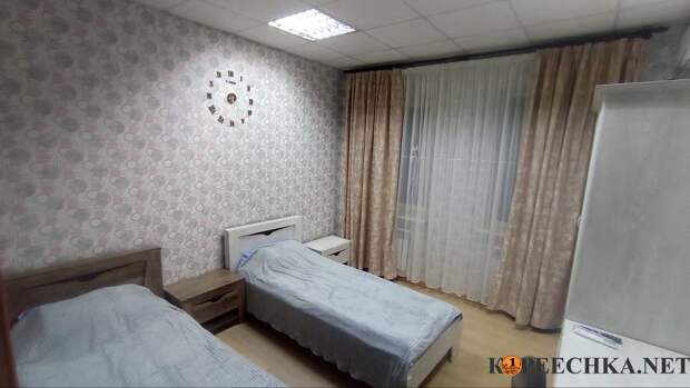 Сдается 4х комнатный дом 90кв.м улица Октябрьская в Харцызске - 90 000 руб