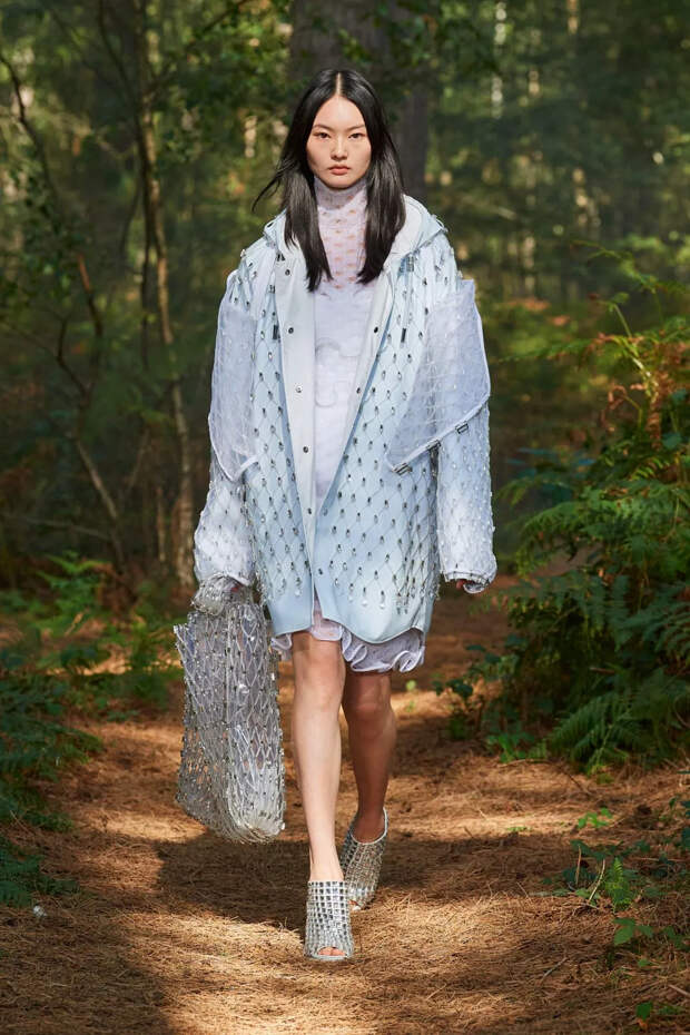 Burberry S/S 2021 Ready-to-Wear 