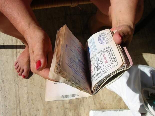проверьте, чтобы не закончился срок действия паспорта проверьте, чтобы не закончился срок действия паспорта