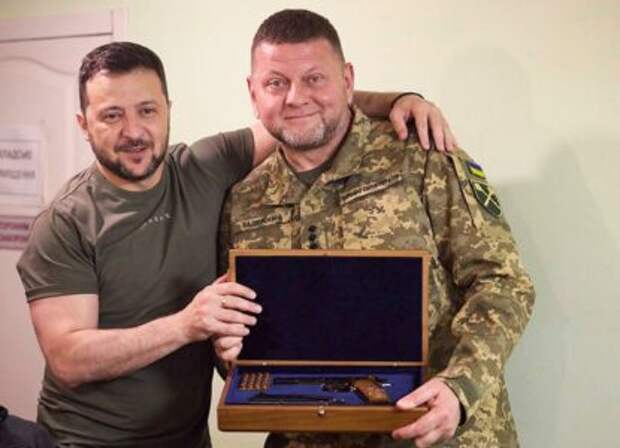 Лондон выступил против Зеленского: подложили бомбу в виде Залужного