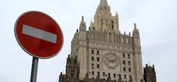 Россия выслала 55 дипломатов за четыре месяца