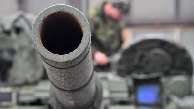 В Испании заявили о сети "скрытых" оборонных заводов на Украине