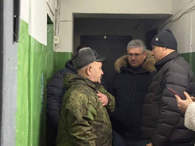 Александр Новиков встретился с Героем России Гасаном Наджафовым