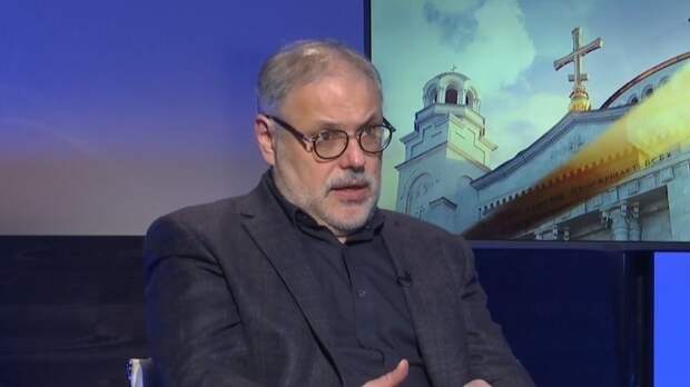 Хазин раскрыл матрёшечные схемы по обходу антикоррупционного закона: Чиновники костьми лягут Хазин раскрыл матрёшечные схемы по обходу антикоррупционного закона: Чиновники костьми лягут