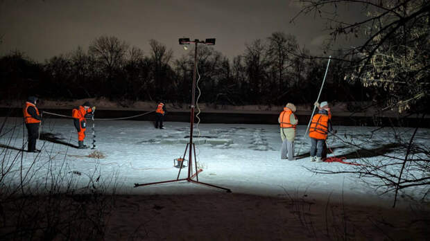 «Лиза Алерт»: на Десне в Брянске третьи сутки ищут провалившихся под лед детей