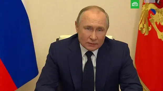 Путин поддержал направление не менее 120 млрд рублей для дорог в регионах