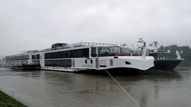 Туристическое судно Viking Sigyn, с которым столкнулся катер с южнокорейскими туристами на реке Дунай в Будапеште, Венгрия. 30 мая 2019