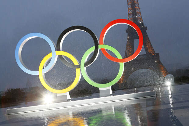 Фото Исинбаевой с российским триколором разметили в Париже перед Олимпиадой
