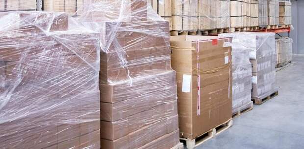 Столичные магазины и кафе регулярно отправляют гуманитарную помощь бойцам СВО. Фото: Е. Самарин mos.ru. Пресс-служба мэра и Правительства Москвы