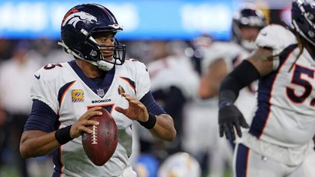 former-teammate-trolls-russell-wilson-with-embarrassing-denver-broncos-stat