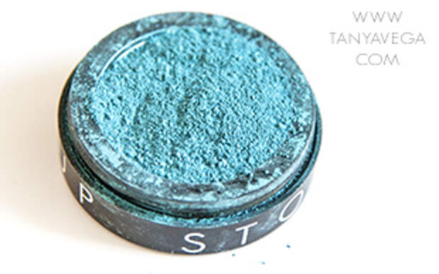 Тени для век от Make Up Store