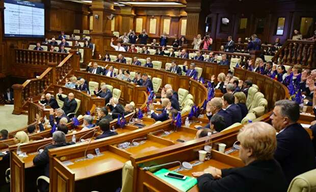 Оппозиция Молдавии потребовала отставки правительства