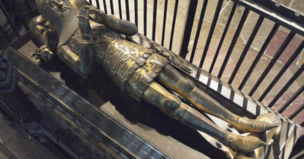 Раскрыта тайна 600-летней гробницы легендарного Черного принца