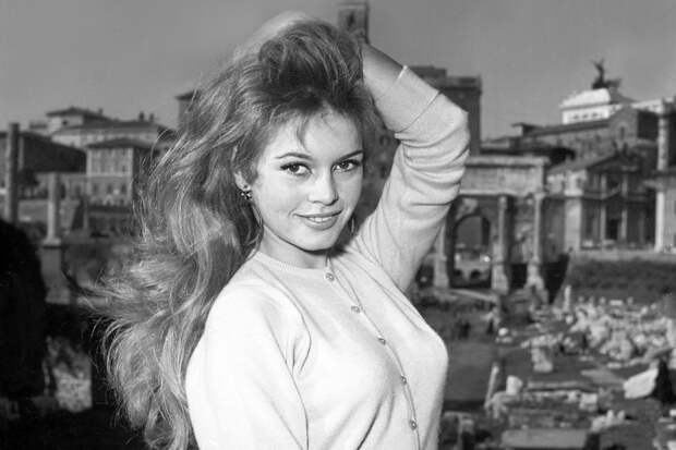 Муж Брижит Бардо заявил, что причиной смерти актрисы стал рак