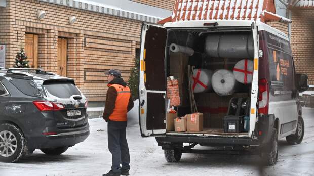 Долина вывозит вещи из «спорной» квартиры