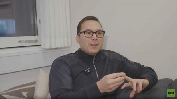 Гренландский парламентарий Фенкер заявил, что остров должен равняться на Россию