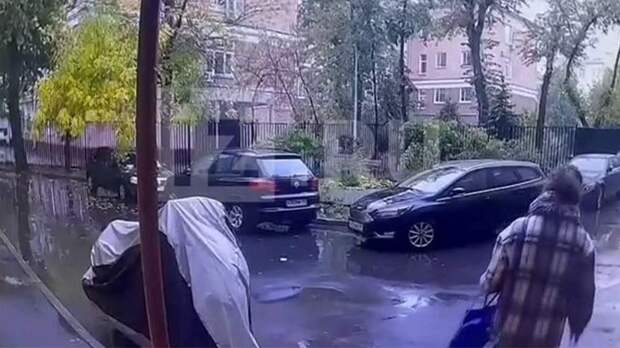 Камера сняла последние минуты жизни убитой отцом москвички