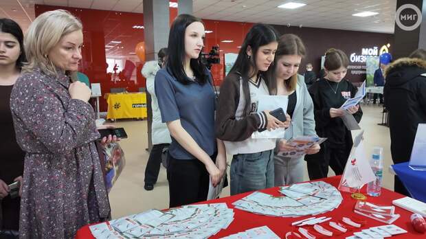 В Ноябрьске в 18-й раз прошла Ярмарка учебных мест