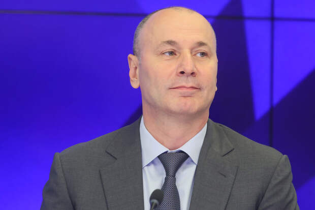 Музаев: отмена ЕГЭ невозможна из-за отсутствия устраивающей всех замены