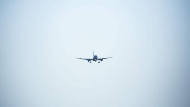 В аэропорту Барнаула задерживаются авиарейсы на прилет и вылет