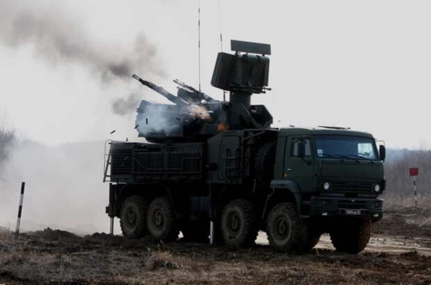 Два дома повреждены в результате атаки беспилотников ВСУ под Волгоградом